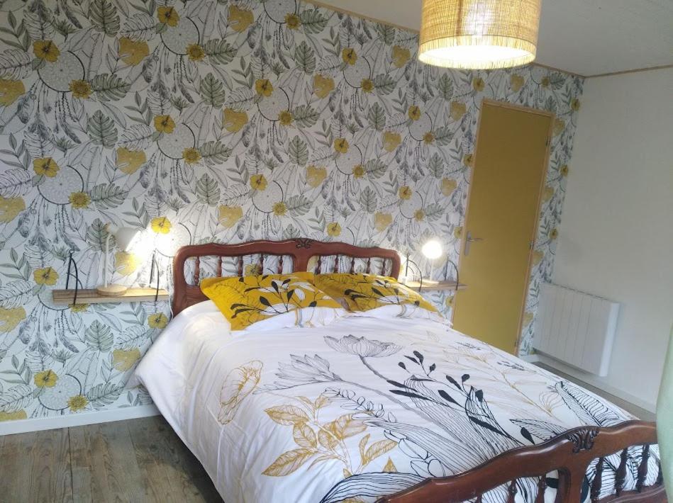 Appartement Cozy Dans Maison Privee Tauves المظهر الخارجي الصورة